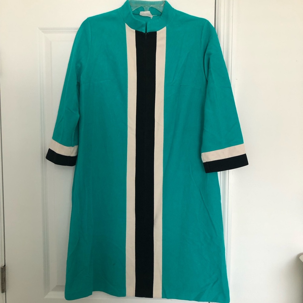 Vintage 1970s Vanity Fair Elegant Teal and Black House Robel